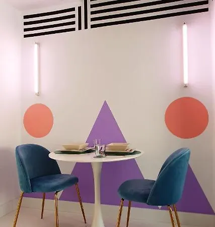 Memphis design apartment Séville Extérieur photo